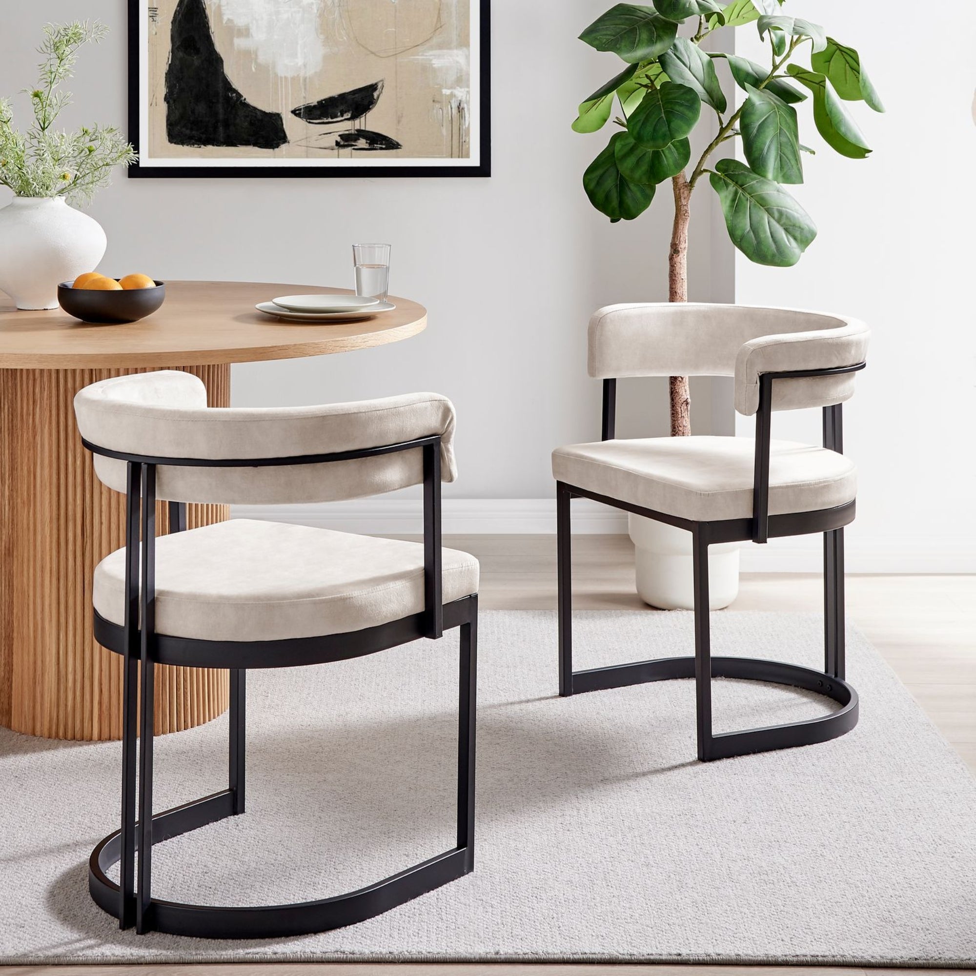 Mia Curved Cream Velvet Dining Chair
